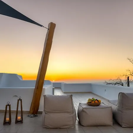 Villa I K I A Since 1980 By Calm Collection *
