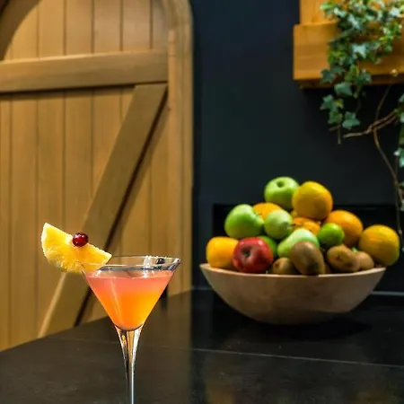 I K I A Since 1980 By Calm Collection Villa *