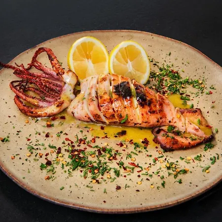 I K I A Since 1980 By Calm Collection Villa *