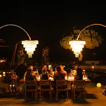 I K I A Since 1980 By Calm Collection * Fíra