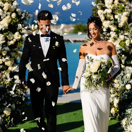 I K I A Since 1980 By Calm Collection Villa Fíra