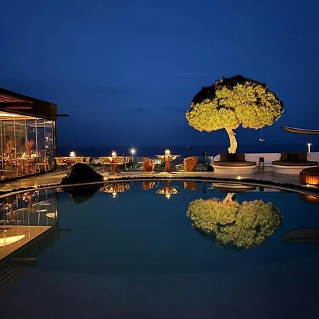 I K I A Since 1980 By Calm Collection Villa