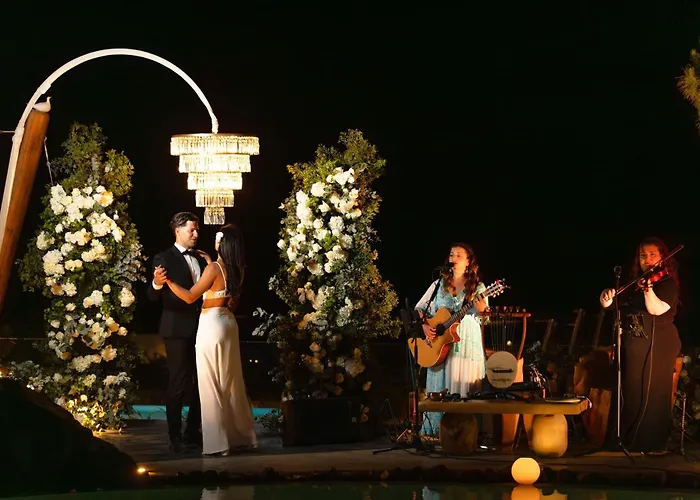 Villa I K I A Since 1980 By Calm Collection Fira (Santorini)