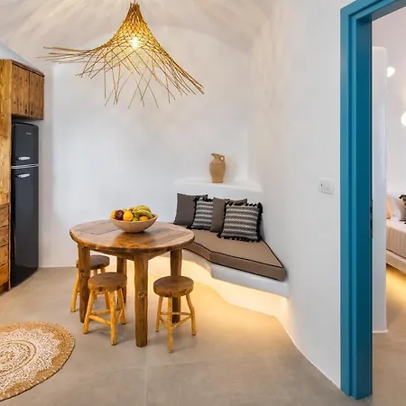 I K I A Since 1980 By Calm Collection Villa