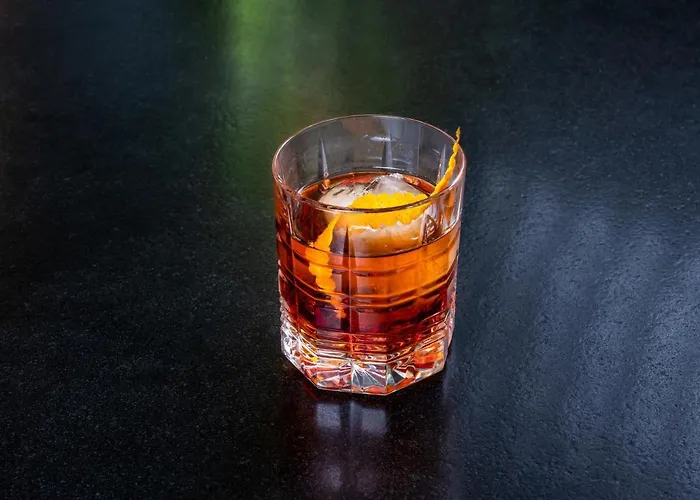 Villa I K I A Since 1980 By Calm Collection