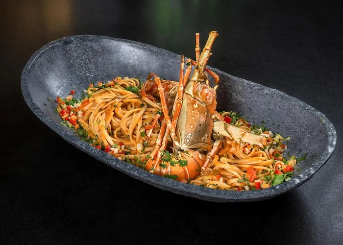 I K I A Since 1980 By Calm Collection Villa Firá