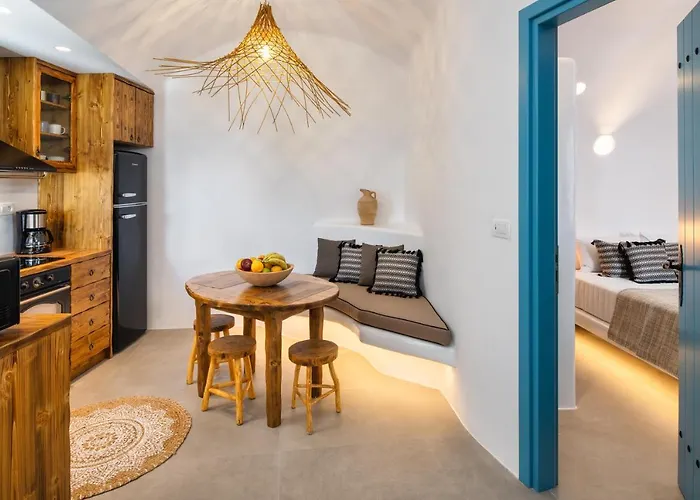 I K I A Since 1980 By Calm Collection Villa