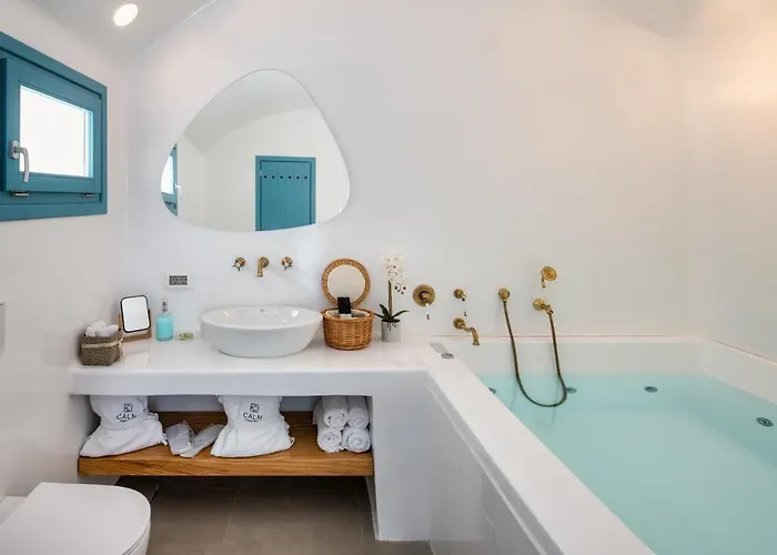 Villa I K I A Since 1980 By Calm Collection Firá