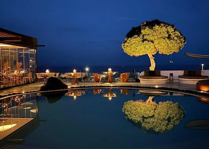 I K I A Since 1980 By Calm Collection Villa