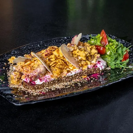 Vila I K I A Since 1980 By Calm Collection