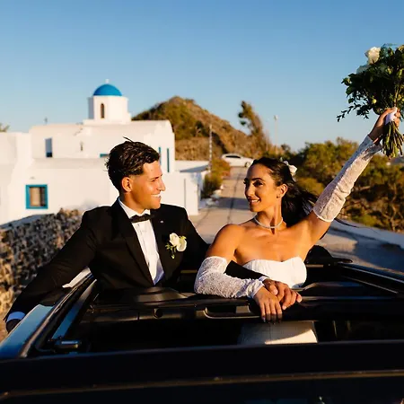 I K I A Since 1980 By Calm Collection * Fira (Santorini)